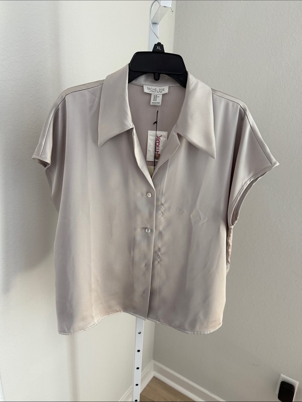 Rachel Zoe Silky Short-Sleeve Button-Down Top in Light Beige